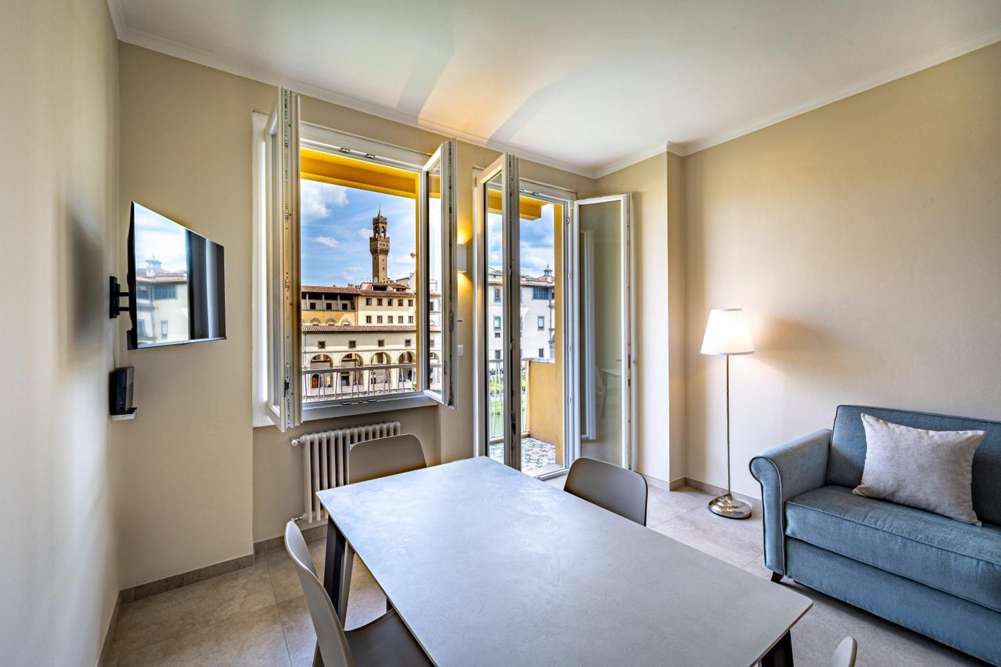 Yd Balcony On Pontevecchio View Apartment Florence Exterior photo